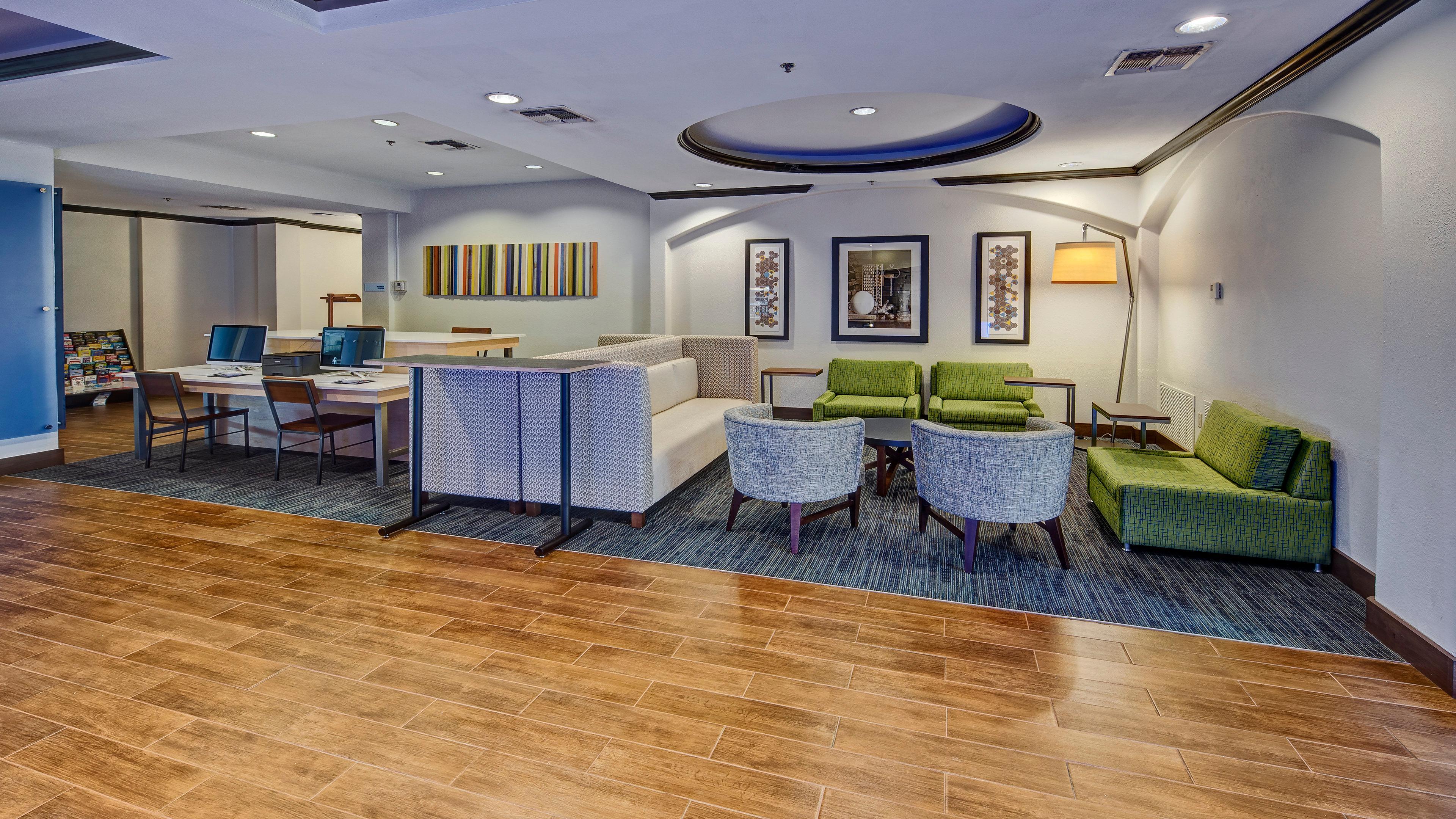 Holiday Inn Express Hotel And Suites Corsicana I-45 By Ihg Экстерьер фото