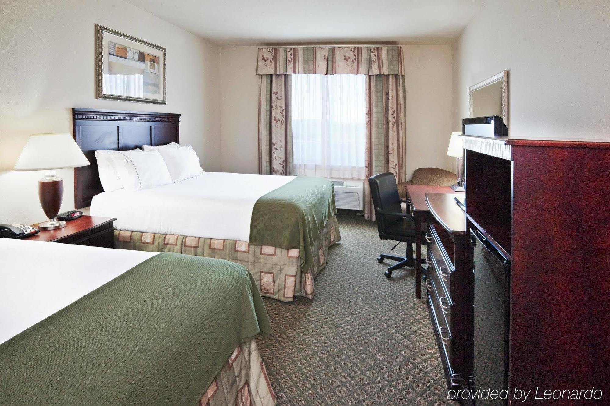 Holiday Inn Express Hotel And Suites Corsicana I-45 By Ihg Номер фото